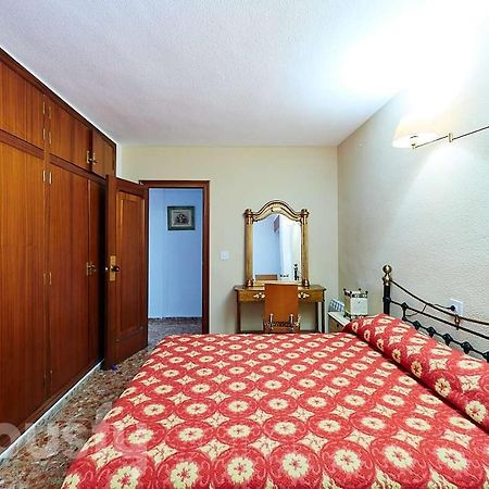 Classic Bedroom In The Center Of Alicante Exterior photo