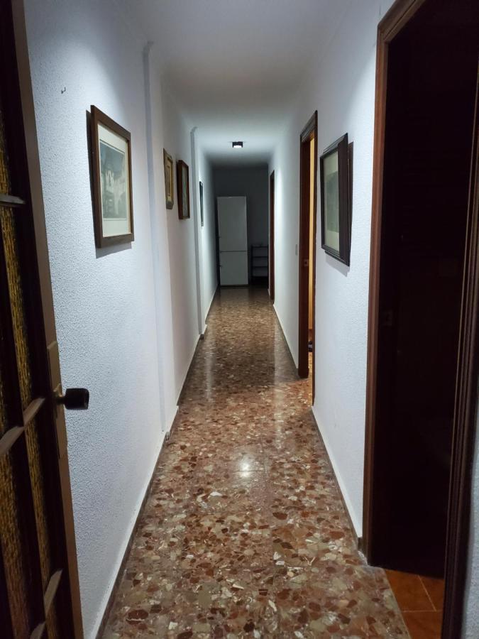 Classic Bedroom In The Center Of Alicante Exterior photo